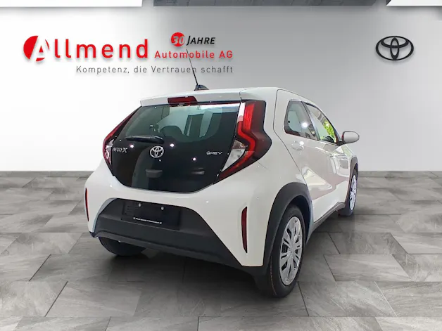 Toyota Aygo X 1.5 VVT-i HSD Comfort