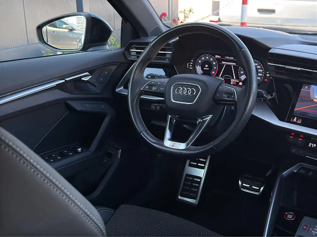 AUDI S3 Sportback 2.0 TFSI quattro S-Tronic