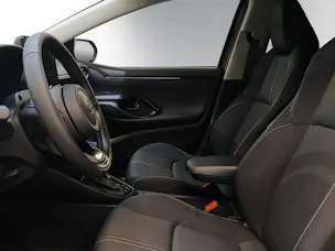Toyota Yaris 1.5 VVT-i HSD Trend