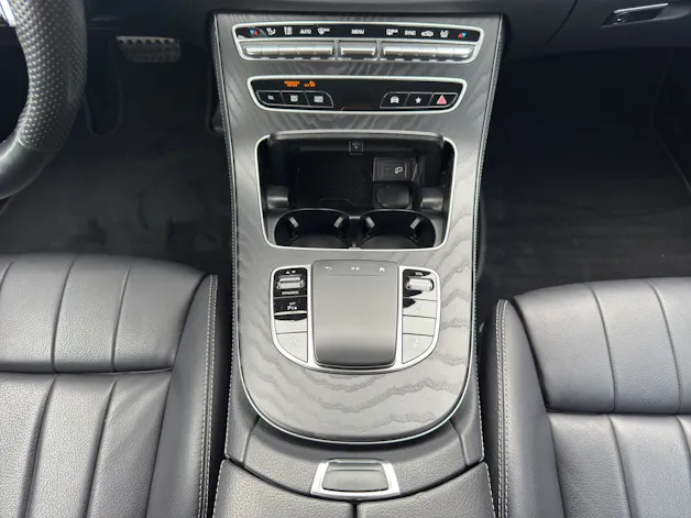 MERCEDES-BENZ E 300 d AMG Line 4matic Coupé