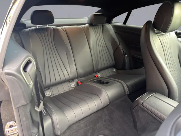 MERCEDES-BENZ E 300 d AMG Line 4matic Coupé