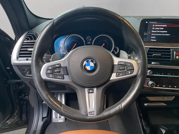 BMW X3 20i xDrive paddles
