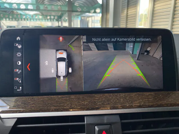 BMW X3 20i xDrive paddles