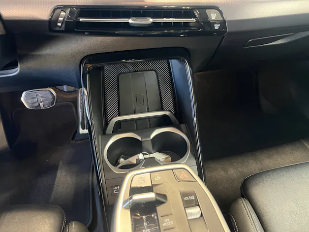 BMW X1 23i xDrive paddles