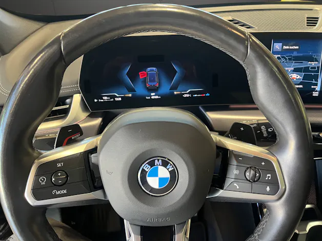 BMW X1 23i xDrive paddles