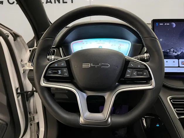 BYD Seal U DM-i Design AWD