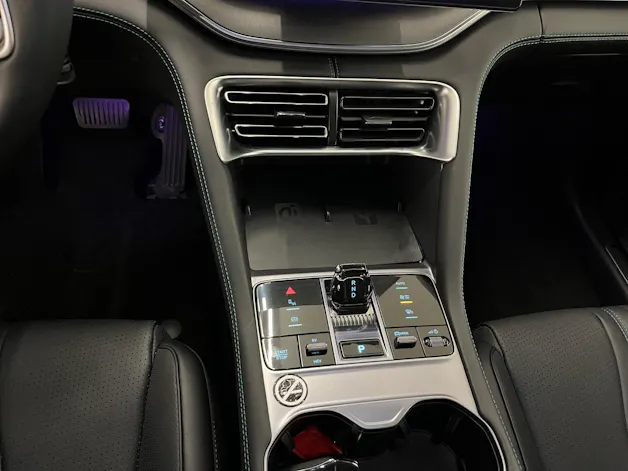BYD Seal U DM-i Design AWD