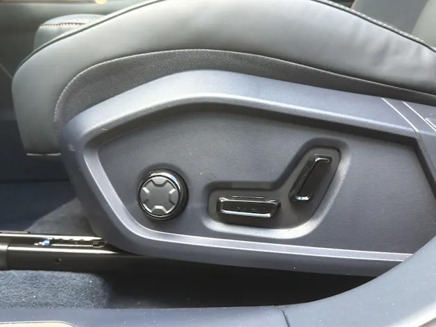 Lynk & Co 08 1.5 PHEV More