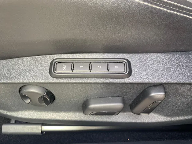 VW Golf VII 2.0 TSI R DSG 4motion