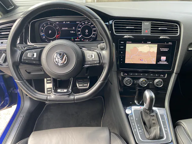 VW Golf VII 2.0 TSI R DSG 4motion