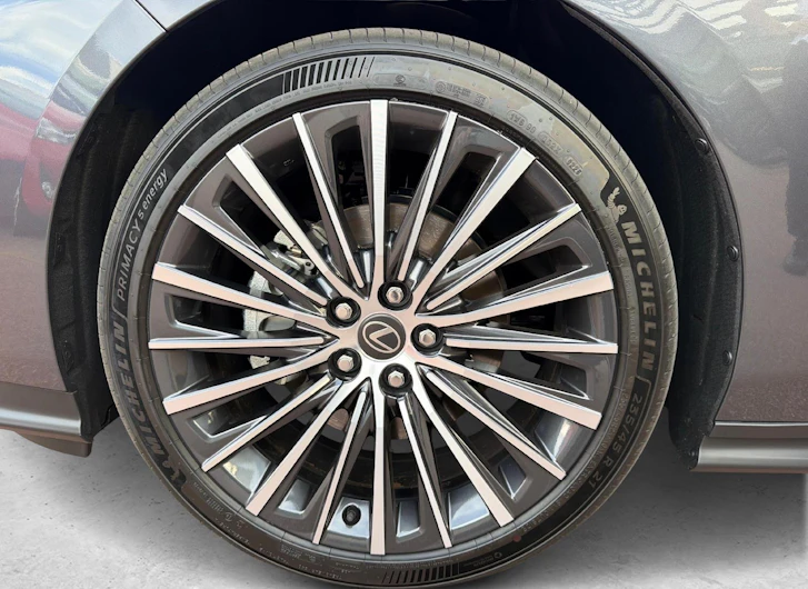 Fahrzeugbild LEXUS ES