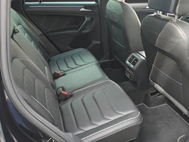 VW Tiguan 1.4 TSI PHEV R-Line ** Frisch ab MFK & 12 Monate GARANTIE **