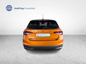 https://vehicle.imgix.net/4448197/fbf48a5c-e927-4f8c-85c8-422b03907b17.jpg