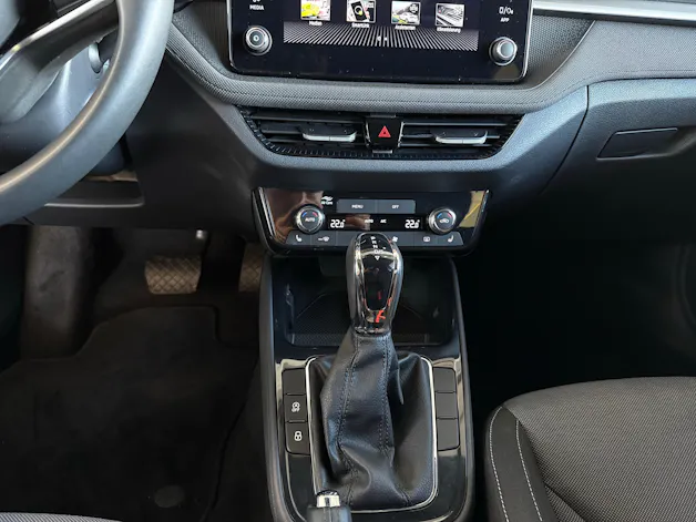 SKODA Fabia 1.0 TSI Selection DSG