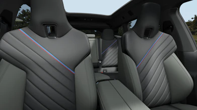 https://vehicle.imgix.net/4448219/9a3ed7e7-c8b2-42c3-82c3-e38108bffe7a.jpg