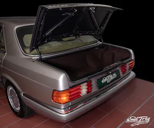 MERCEDES-BENZ SE W126