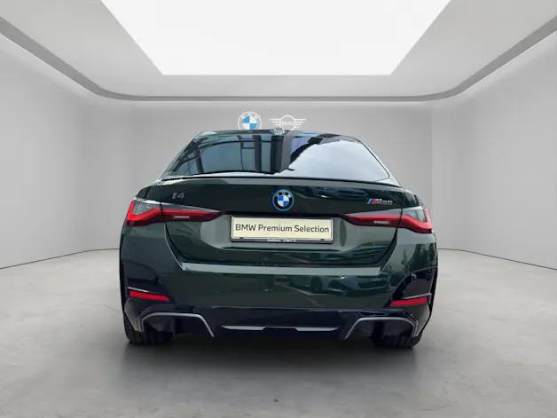 BMW i4 M50