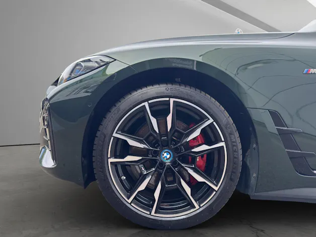 BMW i4 M50