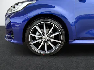 Toyota Yaris 1.5 VVT-i HSD GR Sport inkl. Wartungsvertrag