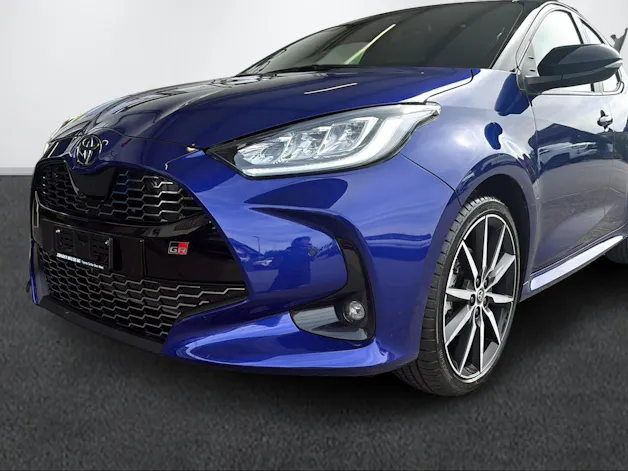 Toyota Yaris 1.5 VVT-i HSD GR Sport inkl. Wartungsvertrag