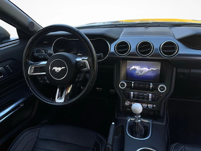 Fahrzeugbild FORD MUSTANG