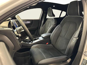 https://vehicle.imgix.net/4448281/7dce1845-69ba-4616-a1db-ce45efb85b75.jpg