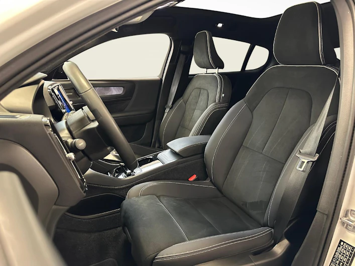 image du véhicule VOLVO C40