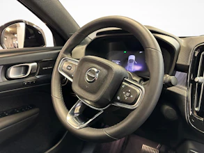 https://vehicle.imgix.net/4448281/8b3e2820-536e-4e72-8f27-bed21747f11d.jpg