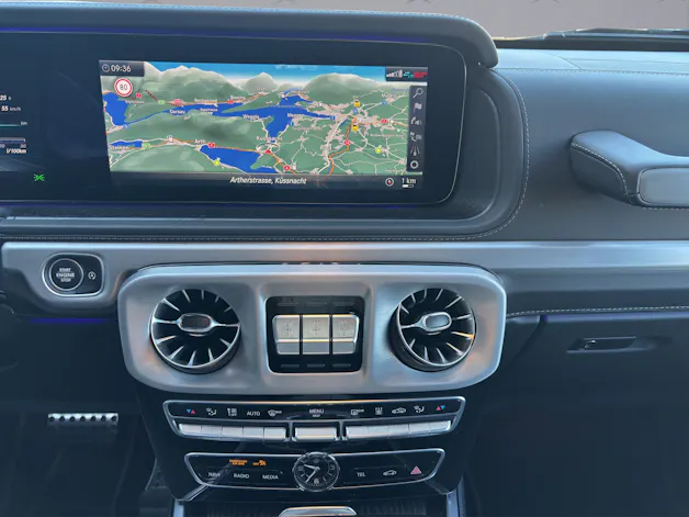 MERCEDES-BENZ G 500