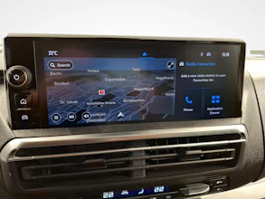 https://vehicle.imgix.net/4448297/1b78ecbd-a4a5-4d28-8102-5faa8fb72356.jpg