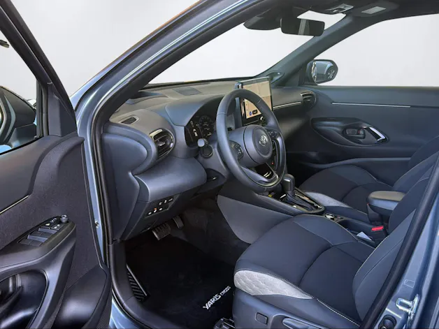 Toyota Yaris Cross 1.5 VVT-i HSD Premium AWD-i