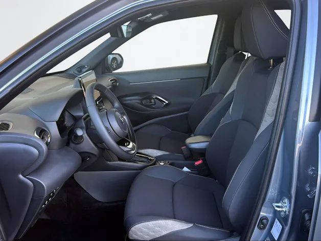Toyota Yaris Cross 1.5 VVT-i HSD Premium AWD-i