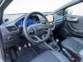 https://vehicle.imgix.net/4448397/87efa0df-1067-450c-a126-04651aa407b7.jpg