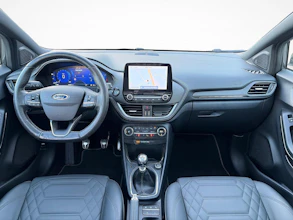 https://vehicle.imgix.net/4448397/9d450a4d-d473-4bf6-a57e-359f124c23e3.jpg