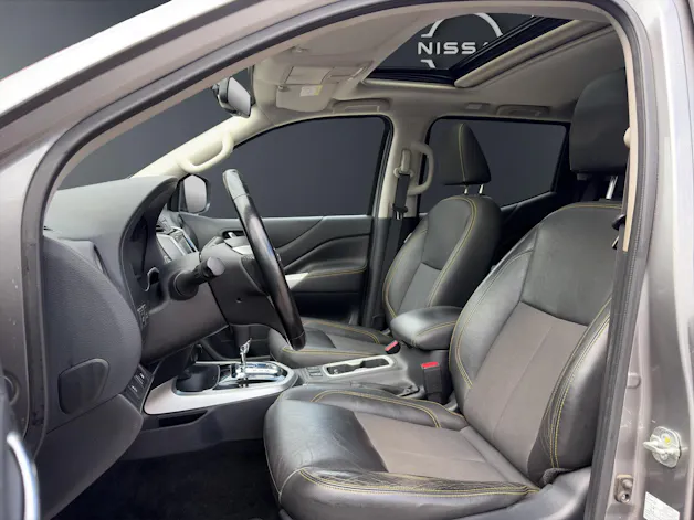 NISSAN Navara 2.3 dCi Double Cab N-Guard AT