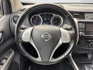 NISSAN Navara 2.3 dCi Double Cab N-Guard AT