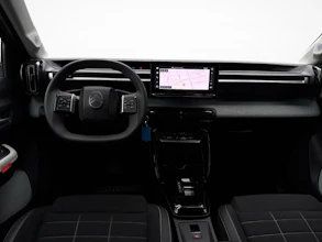 https://vehicle.imgix.net/4448403/cc5b94fc-7e12-419d-8b45-1db81f78af00.jpg