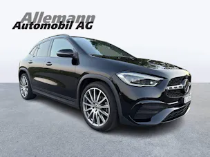 MERCEDES-BENZ GLA 220 d AMG Line 4matic