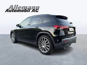 MERCEDES-BENZ GLA 220 d AMG Line 4matic