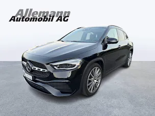 MERCEDES-BENZ GLA 220 d AMG Line 4matic