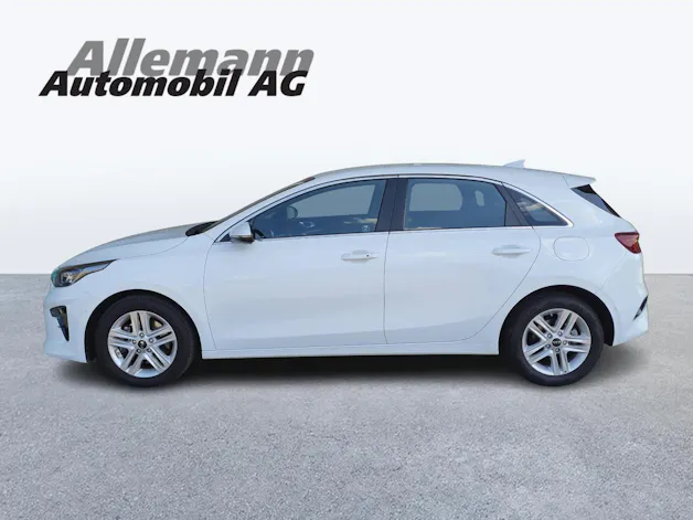 Kia Ceed 1.5 T-GDi MHEV Power