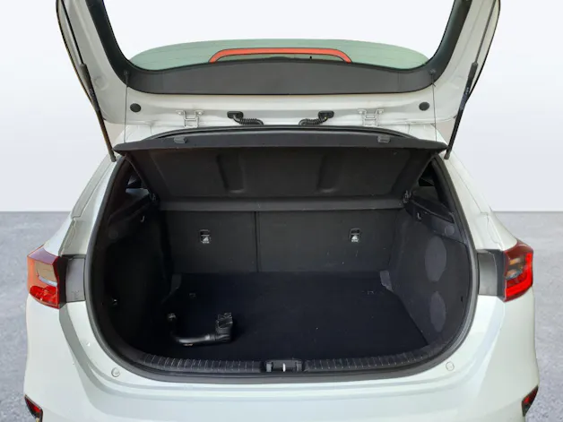 Kia Ceed 1.5 T-GDi MHEV Power