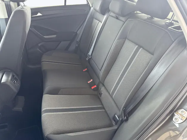 VW T-Roc 2.0 TSI Advance DSG 4motion