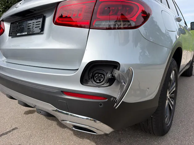MERCEDES-BENZ GLC 300 e 4m