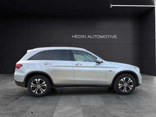 MERCEDES-BENZ GLC 300 e 4m