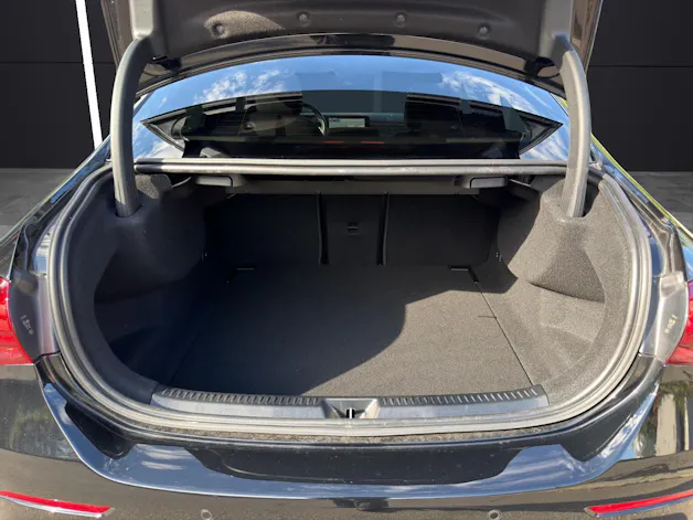 MERCEDES-BENZ A 35 AMG 4matic Limousine