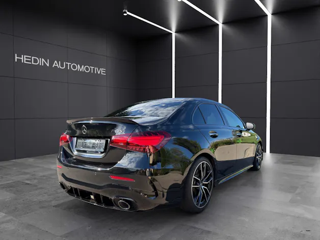 MERCEDES-BENZ A 35 AMG 4matic Limousine