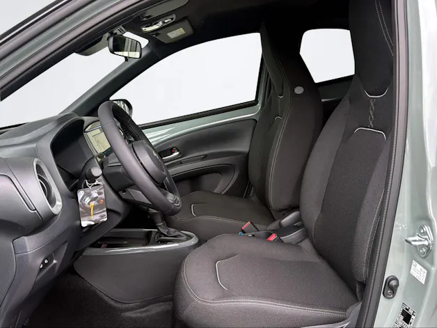 Toyota Aygo X 1.5 VVT-i HSD Trend