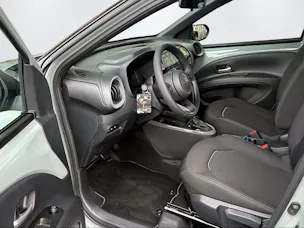 Toyota Aygo X 1.5 VVT-i HSD Trend