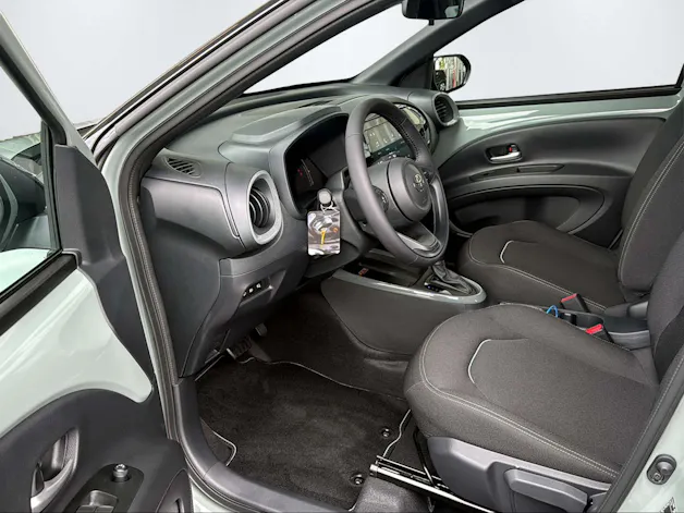 Toyota Aygo X 1.5 VVT-i HSD Trend